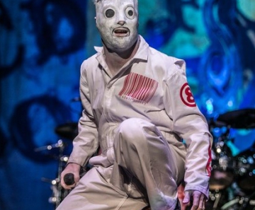 Corey Taylor, vocalista do Slipknot, canta na apresentação da banda neste sábado em São Paulo. 
