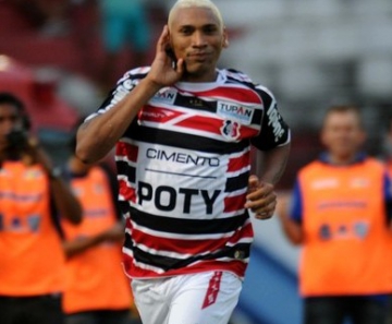 Herói do acesso à Série C, Caça-Rato foi autor de gols decisivos em 2013