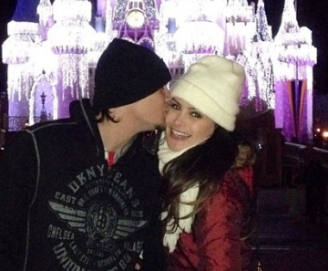 Leandro e Natália Guimarães em parque em Orlando, nos Estados Unidos