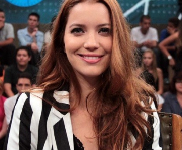 Nathalia Dill participa do programa Altas Horas deste sábado 