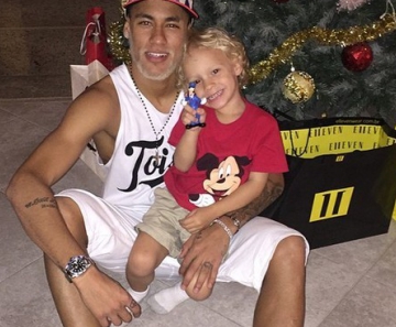 Neymar e o filho 