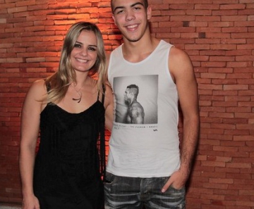 Milene Domingues e Ronald em festa em São Paulo