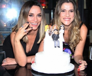 Suzana Pires e Ingrid Guimarães em boate na Zona Sul do Rio