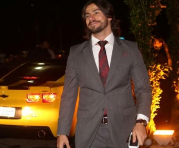 Mariano Chega De Camaro Amarelo Ao Casamento De Thiaguinho mariano chega de camaro amarelo ao