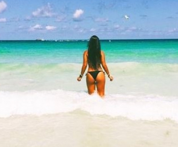 Ex-BBB Amanda Djehdian 