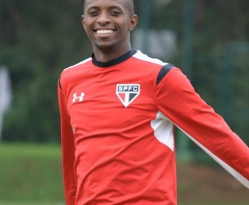 Jonathan Cafu diz querer ficar no São Paulo 