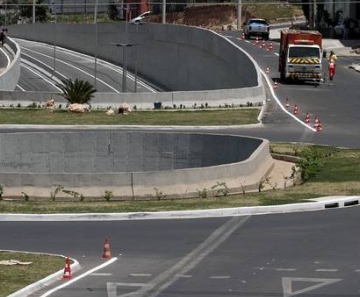 Trincheira Jurumirim, em Cuiabá: embora entregues e utilizadas pela população, diversas obras da Copa seguem inacabadas na capital; verba suplementar auxiliará na retomada.