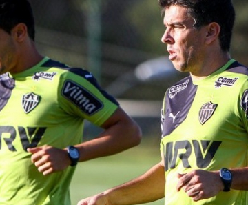 Josué é um dos candidatos a assumir a vaga de Leandro Donizete, suspenso 