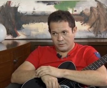 Chimbinha quebrou o silêncio e finalmente falou sobre a traição e separação com sua mulher, a cantora Joelma, em entrevista exclusiva ao programa Fantástico, da TV Globo 