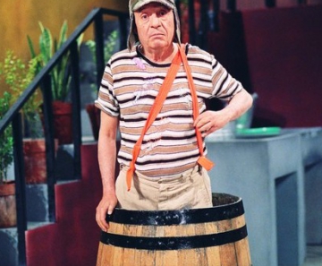 Roberto Bolaños caracterizado como o personagem 'Chaves' 