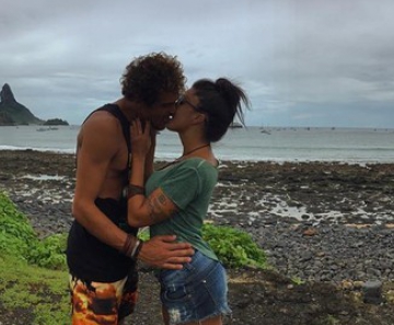 Felipe Roque e Aline Riscado 