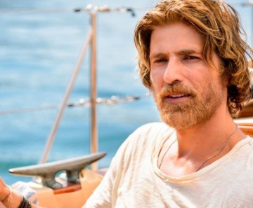 Reynaldo Gianecchini como Pedro, seu personagem na novela "A Lei do Amor", que substituirá "Velho Chico" 