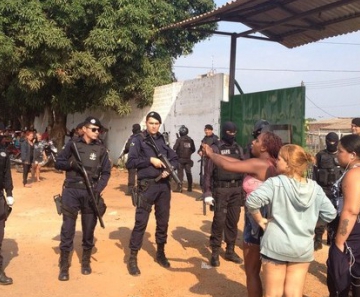 Briga entre facções motivou conflito na penitenciária Urso Branco que resultou em oito mortes