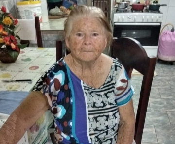 Alaíde Rosa de Aquino, de 81 anos, morreu com suspeita de Covid-19 em Cáceres — Foto: Arquivo pessoal