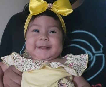 Alice Dias Pereira, de 5 meses, foi diagnosticada com Amiotrofia Muscular Espinhal (AME), uma doença degenerativa.