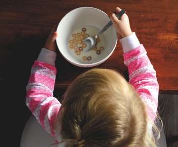 Alimentação infantil: vamos cuidar das nossas crianças? 