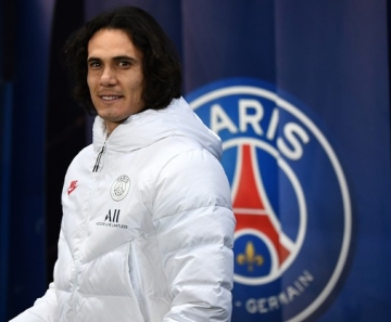 Ausência de Cavani no jogo contra o Monaco esquenta rumores de saída do atacante do PSG