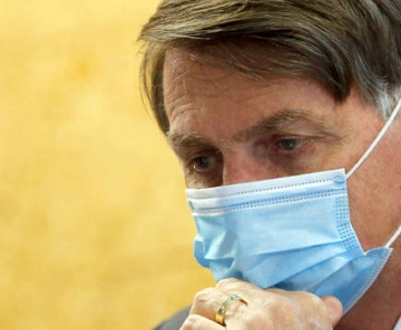 Bolsonaro assina medida provisória que libera R$ 1,9 bilhão para produção de vacina