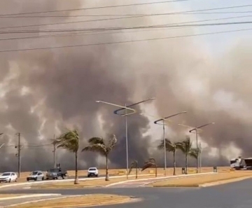 bombeiros_atuam_no_combate_as_queimadas_em_lucas_do_rio_verde_66d9029c54e4c