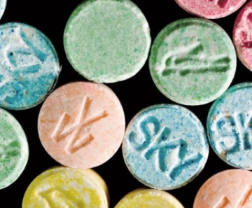 Cientistas estão na vanguarda de estudos sobre potenciais de drogas como LSD, ayahuasca, psilocibina, ibogaína e MDMA para patologias que têm se mostrado difíceis de tratar.