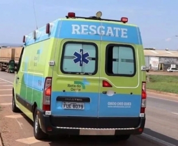 colisao_entre_carreta_e_carro