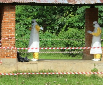 Com quase 50 casos confirmados, ebola se espalha no Oeste do Congo