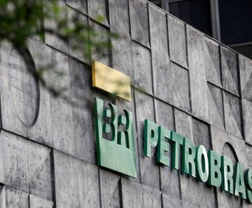 Conselho da Petrobras aprova novo programa de desligamento voluntário