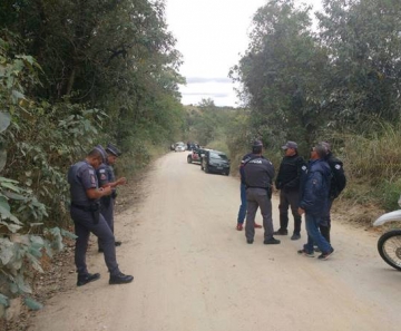 Corpo de menina desaparecida em Araçariguama é encontrado ao lado de patins (Foto: Divulgação/PM)