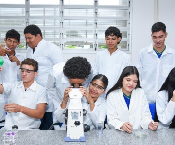 criancas_laboratorio