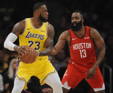 Defesa impressiona, Lakers vencem os Rockets e ficam a uma vitória da final do Oeste