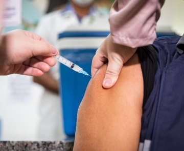 Desde o início da vacinação no estado, em 19 de janeiro, um total de 102.997 doses foram aplicadas - Foto por: Christiano Antonucci