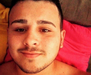 Estudante Renan Luna foi morto na saída de festa em Nova Xavantina (Foto: Reprodução/Facebook)