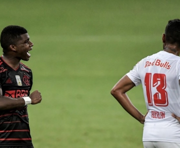 Flamengo e RB Bragantino empatam jogo equilibrado pelo Brasileirão Assaí