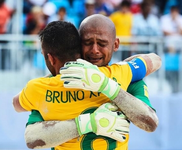 Ídolo da seleção, goleiro Mão mira marca histórica de 50 jogos em Mundiais: "Deixei uma semente"