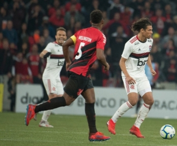 No duelo de protagonistas em 2019, Flamengo mantém base e encara um Athletico de cara nova na Supercopa