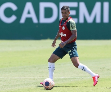 Palmeiras e Al Duhail avançam em negociação, e Dudu deve assinar nesta terça