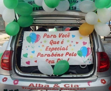 Profissionais do ramo falam em crescimento de até 60% na procura pelo serviço durante o isolamento. Perfil do público mudou, e algumas empresas aumentaram preço.