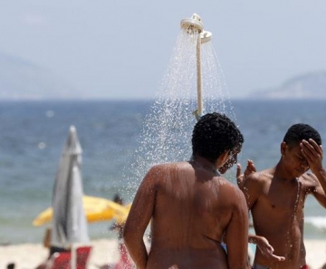 Rio tem dia mais quente do ano, com sensação térmica de mais de 50° C