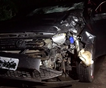 Um motociclista morreu na noite desse domingo (1º) depois que bateu de frente com um carro na MT-480 — Foto: TV Centro América/Reprodução